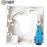 Optická zásuvka, 2x SC, 4x LC Optická zásuvka, 2x SC, 4x LC